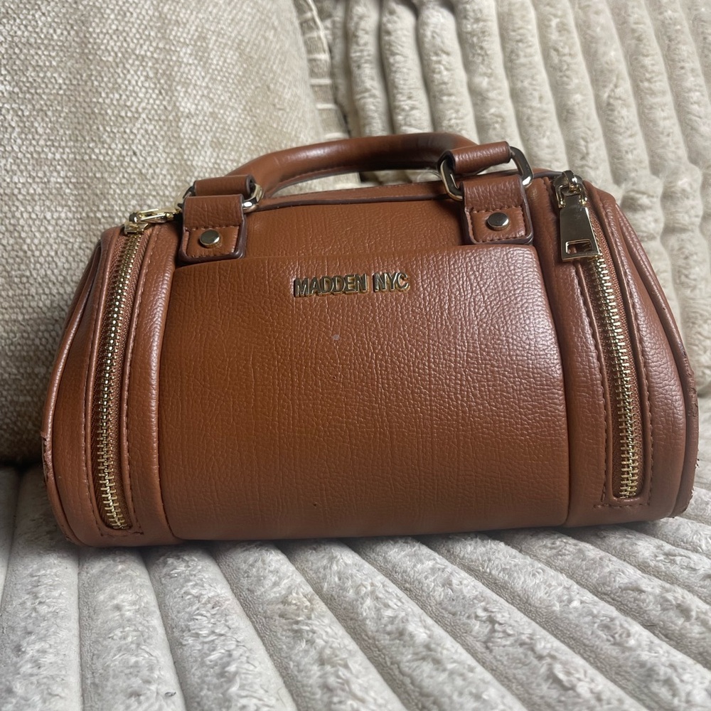 Madden NYC Brown Barrel Satchel Crossbody Dual Handles Zipper Pouch - Picture 7 of 8